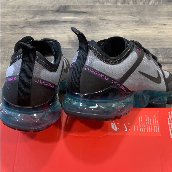 NIKE AIR VAPORMAX 2019 (GS) - Picture 8 of 16